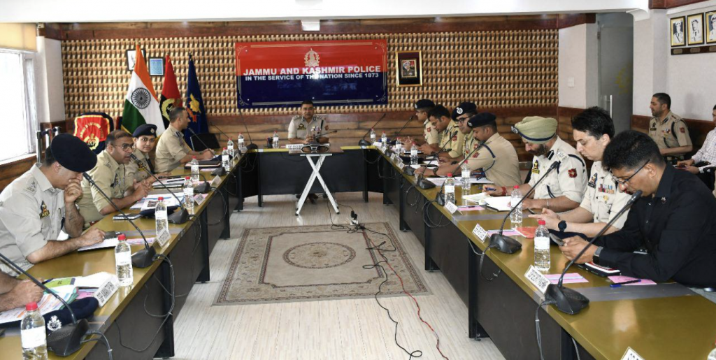 IGP Kashmir Calls For Vigilant Patrolling Along Highways For Safe, Secure Amarnath Yatra