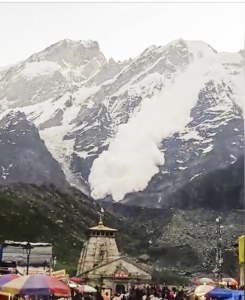 Massive Avalanche Hits Gandhi Sarovar Near Kedarnath Dham; No Casualty