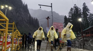 Amarnath Yatra temporarily suspended due to heavy rain