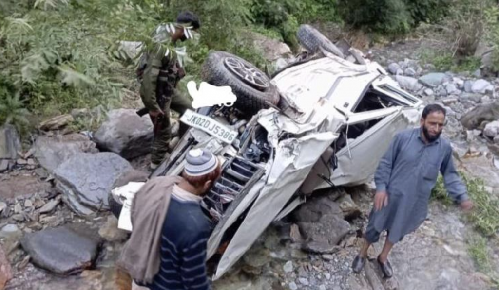 Mother-son duo killed, several injured in Mughal road accident