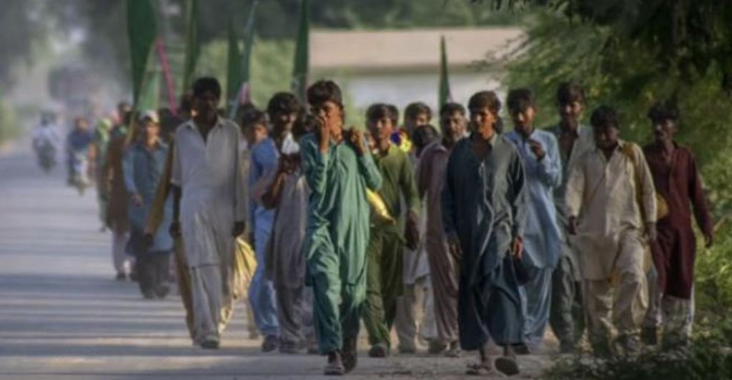 Hindus largest minority community in Pakistan with 3.8 million population
