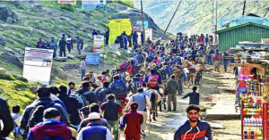 1,477 pilgrims leave Jammu base camp to join Amarnath Yatra