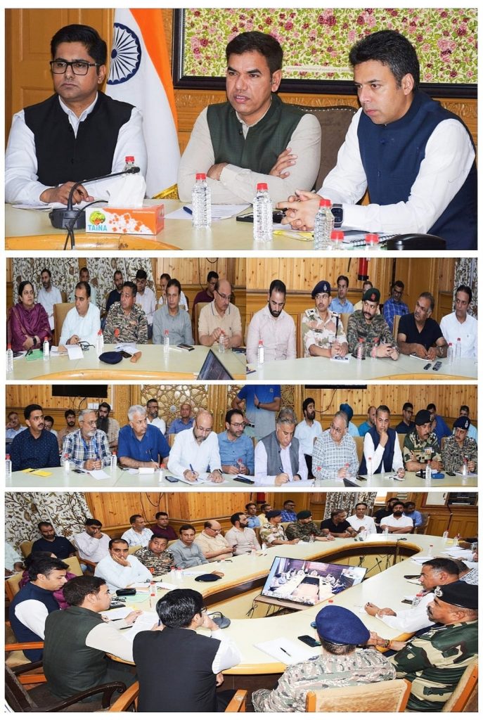 Ensure top-notch arrangements for celebration of Independence Day: Div Com Kashmir