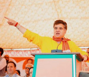 Ravinder Raina addressed a mega Public Rally at Kishtwar