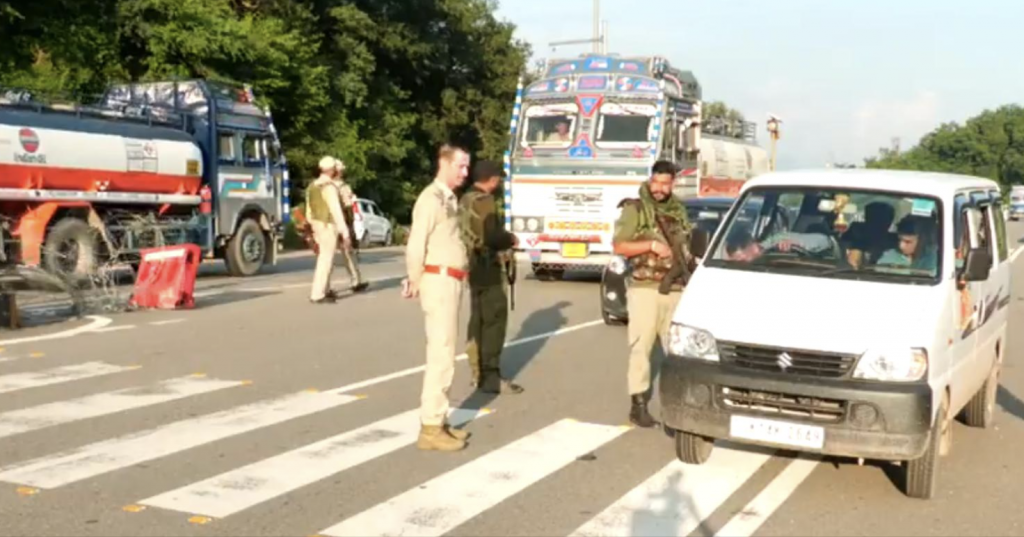 Security Tightened On Jammu-Srinagar Highway Ahead Of Independence Day