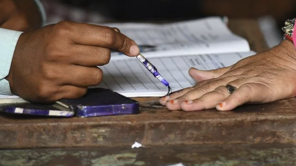 J&K elections: Election Commission sets up 24 polling stations for Kashmiri migrants in Jammu, Udhampur and Delhi