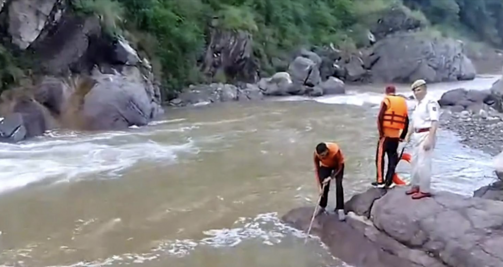 SDRF Starts Search Operation After Boy Drowns In River In Rajouri