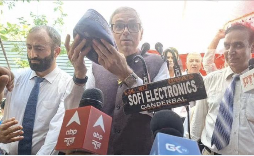 Omar Abdullah removes cap, appeals voters with ‘folded hands’ to elect him from Ganderbal