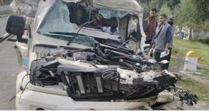 1 person dies, another injured in Qazigund road accident