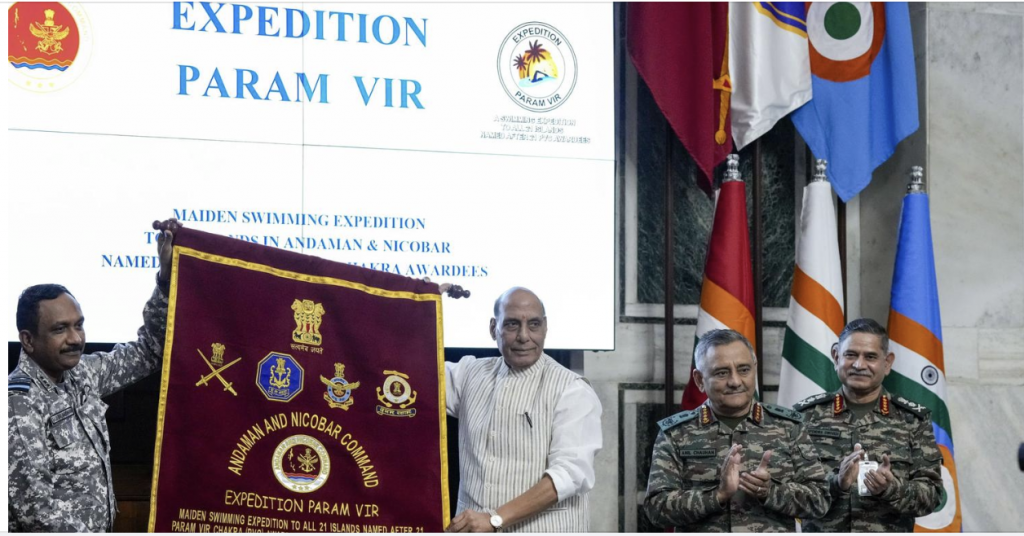 Rajnath Lauds Expedition Team That Paid Homage To PVC Awardees