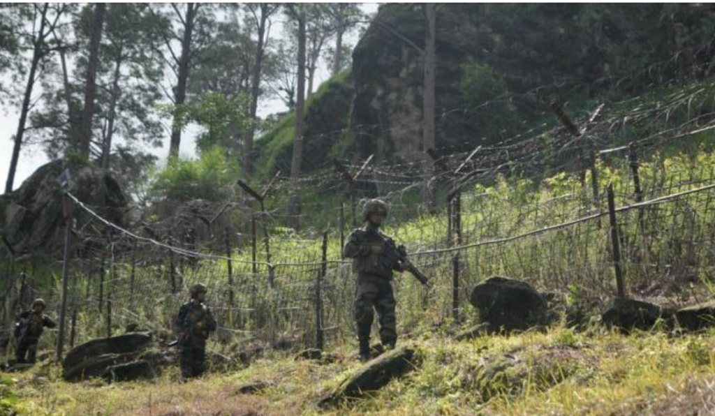 Pakistani intruder arrested along LoC in Poonch