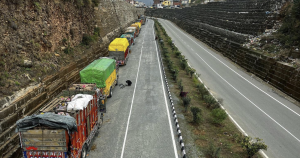 Traffic halted on Srinagar-Jammu highway due to multi vehicle collision in Ramban