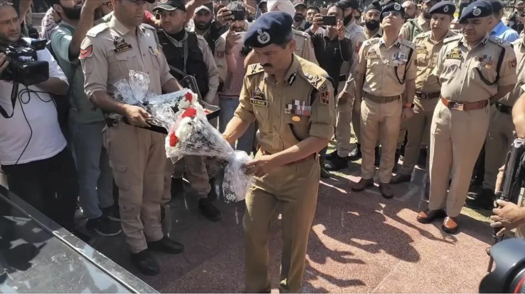 I too could have been among hundreds of my martyred colleagues, says DGP as he bids farewell to Kashmir after 3 decades