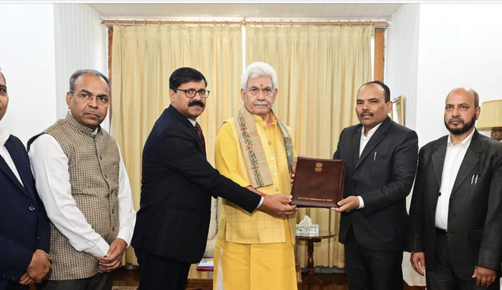 CEO Pole Meets LG Manoj Sinha On Successful Completion Of J&K Assembly Polls