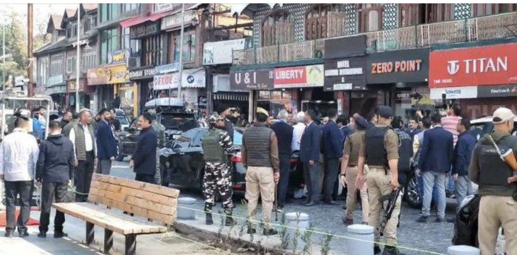 LG Manoj Sinha visits Lal Chowk’s Ghanta Ghar, reviews progress on Smart City projects