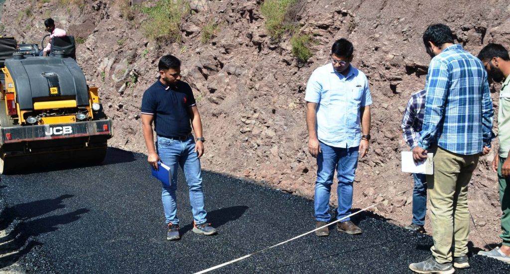 DC Poonch inspects progress of work on Bufliaz Mandi Phagla Road