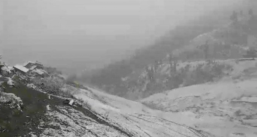 Kashmir’s Gurez receives snowfall as weak Western Disturbance impacts J&K