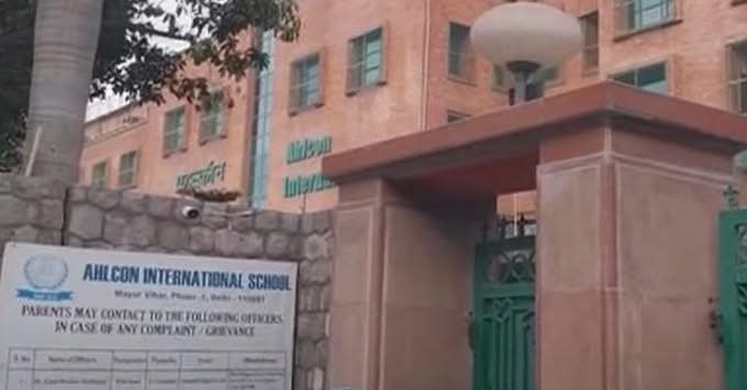 Several schools in Delhi, Noida receive bomb threat, police initiate investigation