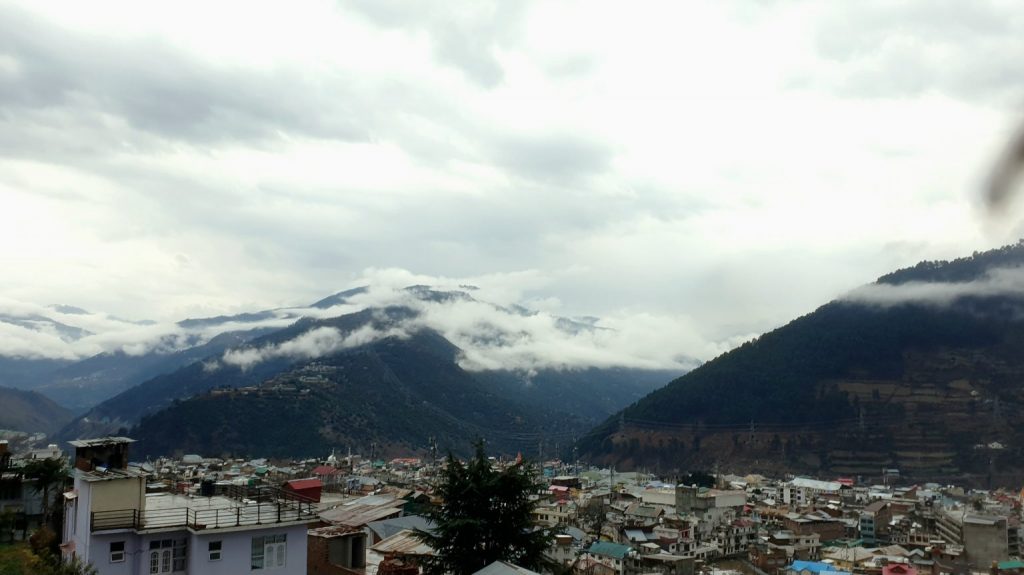 Snowfall In Higher Reaches Of Kashmir, Rain In Plains