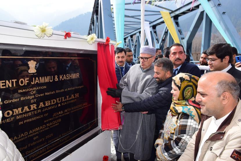 CM Omar Abdullah inaugurates Akhal-Kangan bridge in Ganderbal