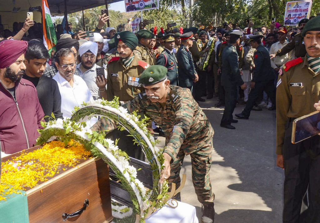 Mortal Remains Of Jharkhand Army Man Martyred In J&K Consigned To Flames