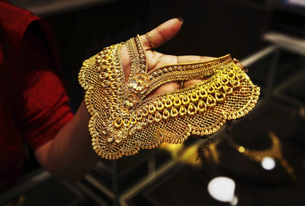 Gold Retreats From All-Time High, Down Rs 1,200 To Rs 88,200 Per 10 GM