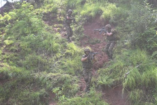 Pakistani troops violate ceasefire for 8th night, residents near LoC begin readying bunkers