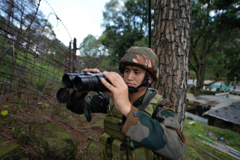 Border skirmishes continue in different sectors along LoC for 9th day in J&K