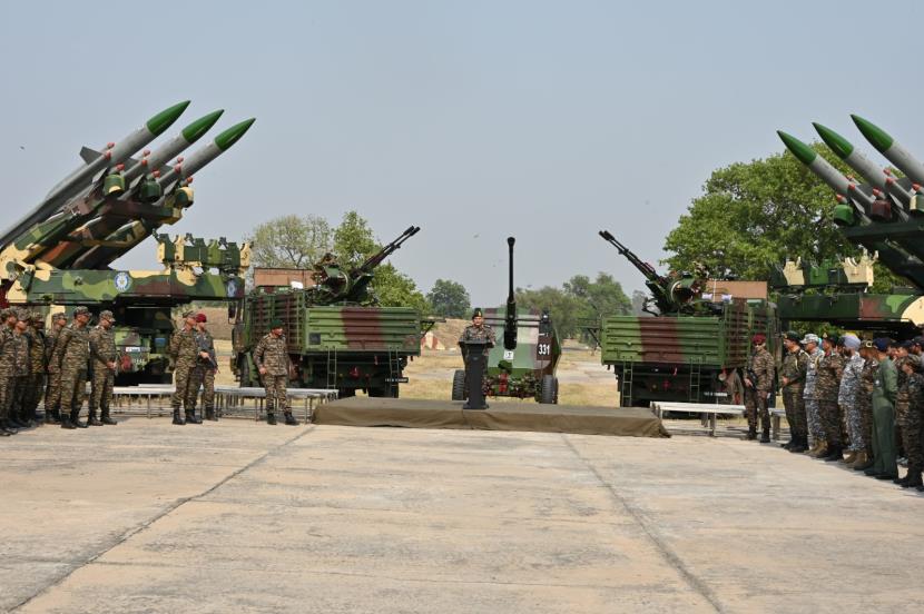 No talks between India-Pak DGMOs today, no expiry date for break in hostilities : Indian Army