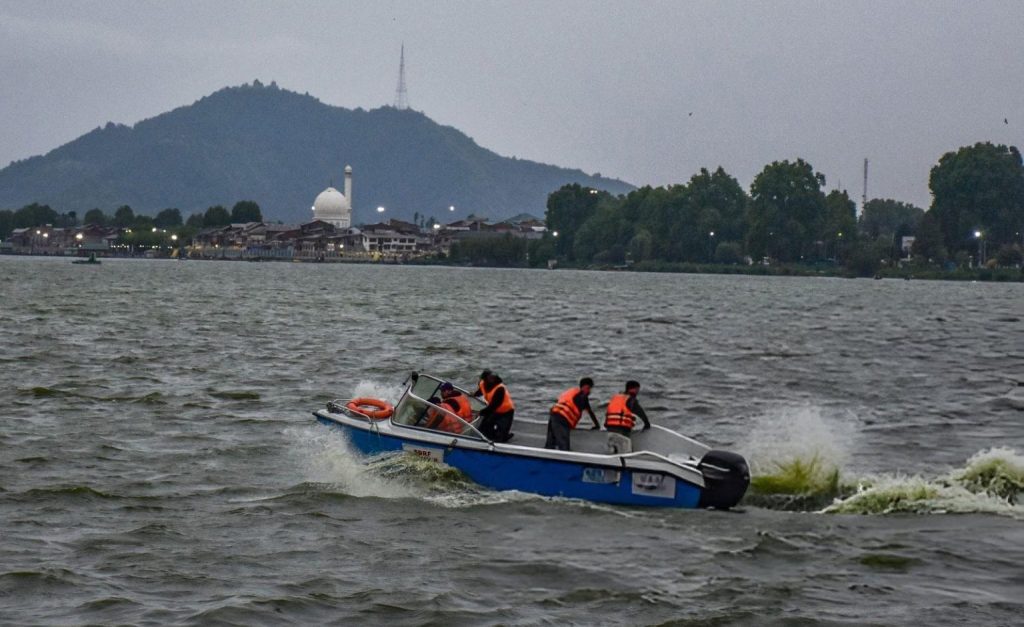 Body Of Youth Recovered After Shikara Capsizes In Dal Lake