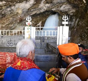 Tight Security Arrangements Made For Amarnath Yatra, Pilgrims Should Visit In Large Numbers: LG Sinha