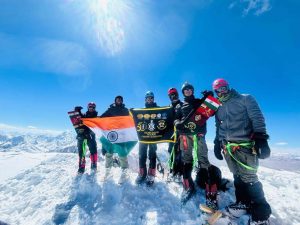 Army Expedition Team Scales 2 Peaks In Ladakh As Tribute To Galwan Martyrs