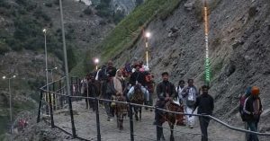 Another Batch Of Pilgrims Leaves For Amarnath Shrine