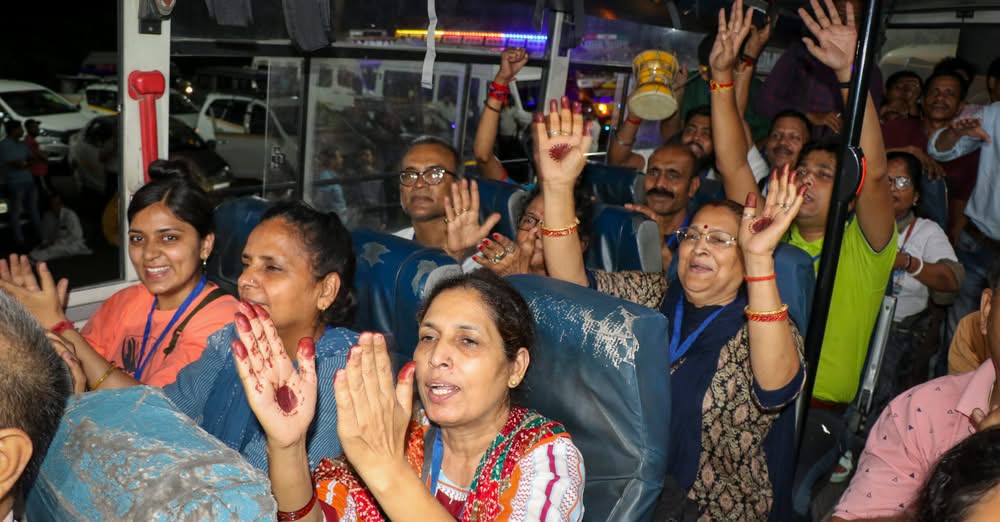 Fresh Batch Of 7,200 Pilgrims Leaves For Amarnath Yatra