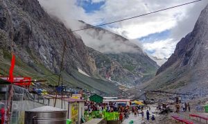 Fresh Batch Of Pilgrims Leaves For Amarnath Shrine