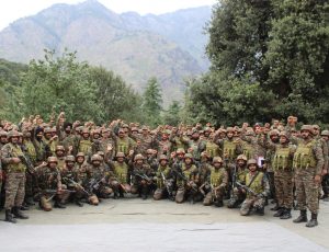 GOC White Knight Corps Reviews Security In Doda, Kishtwar