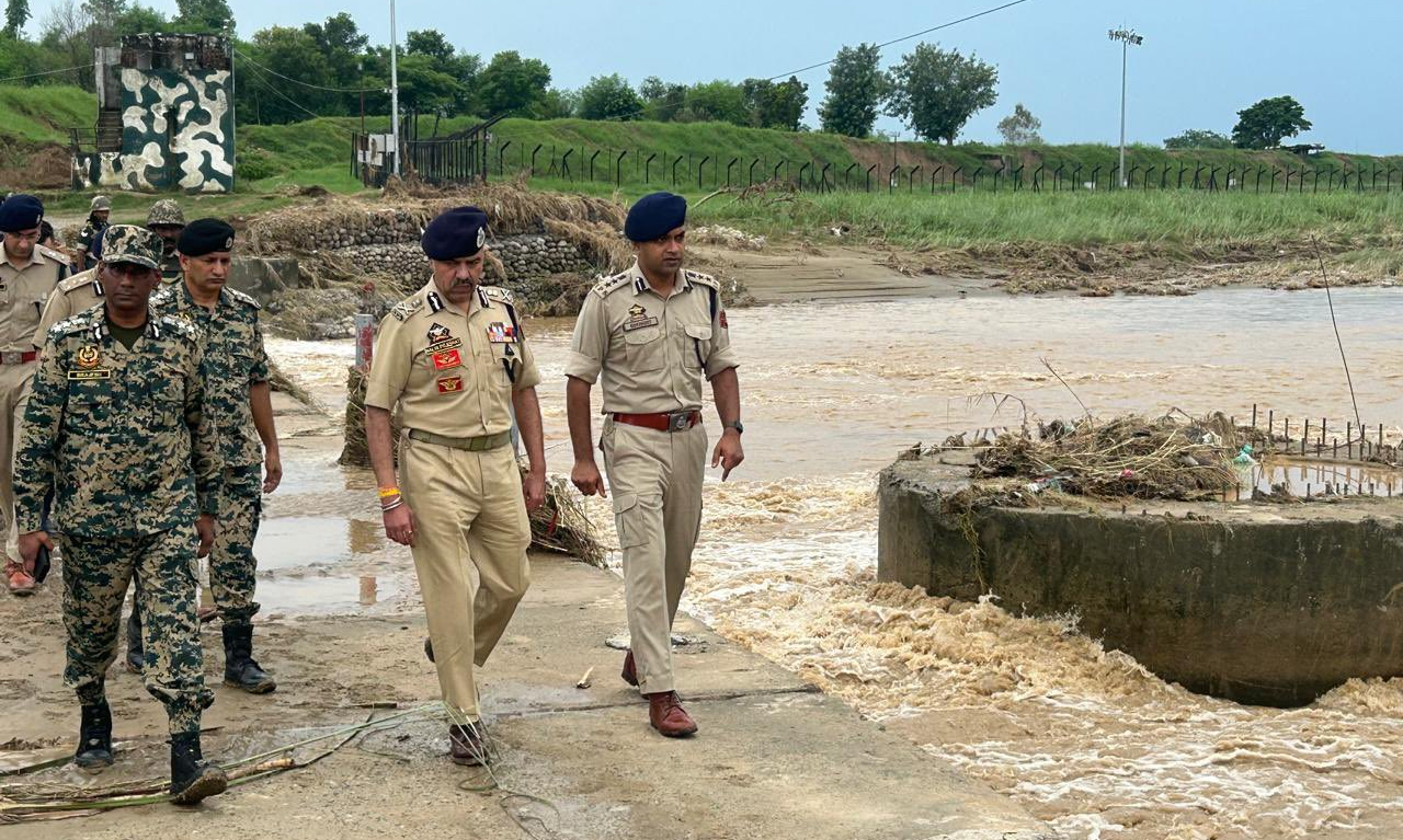 J&K Police Chief, BSF ADG Review Security Along Indo-Pak Border Post-Jammu Floods
