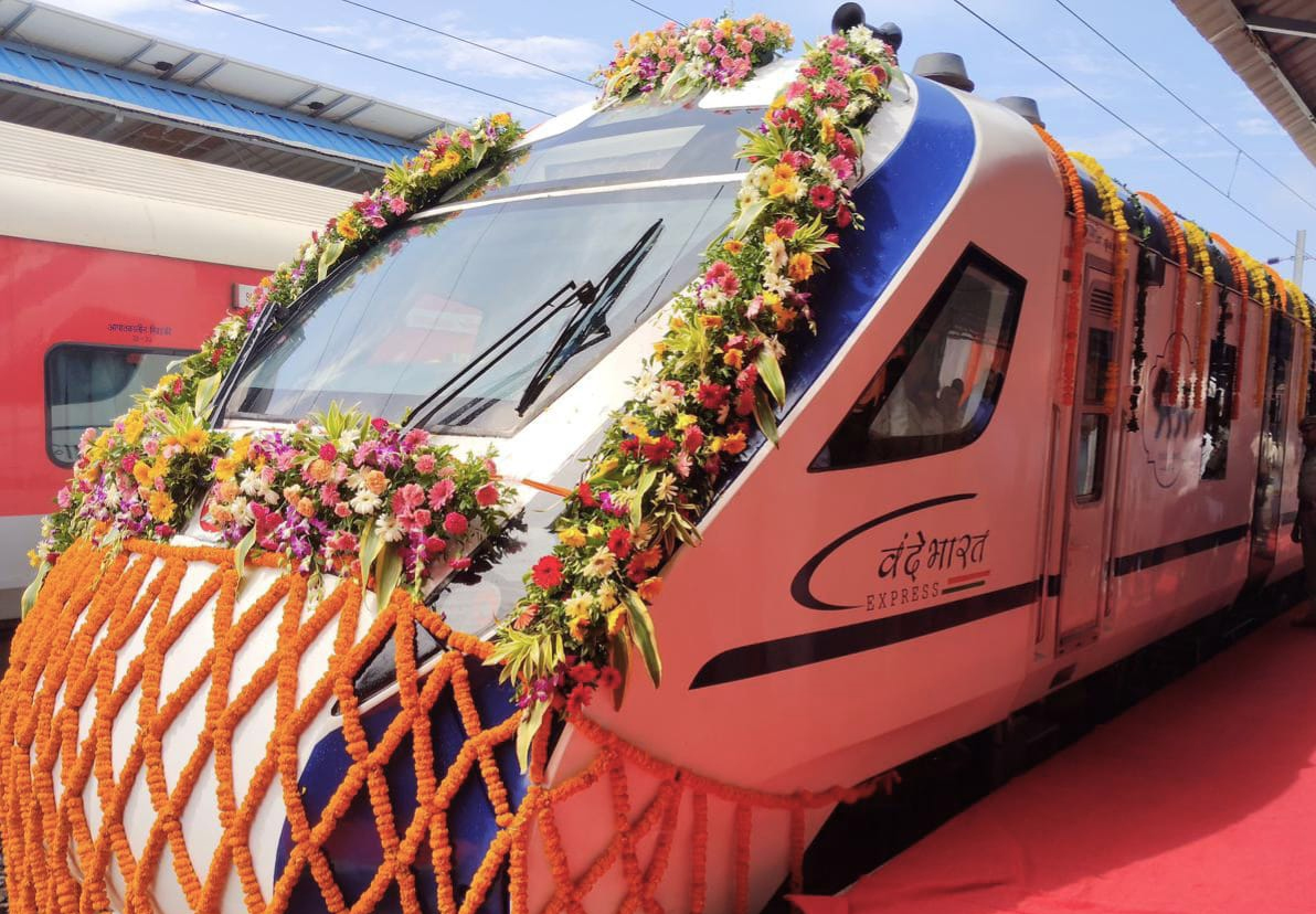 Union Minister, J&K LG, Dy CM Thank PM Modi For Another Vande Bharat Train