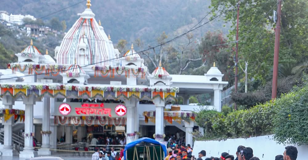 Vaishno Devi Yatra continues smoothly for second day after resumption