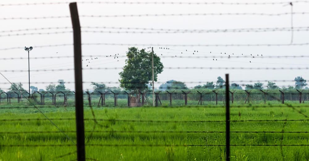 BSF Sends Back Pakistani National Who Accidently Crossed Over To India