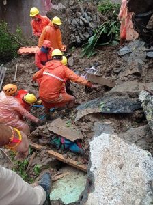 7 Kashmiris feared dead after landslide hits Himachal’s Kullu