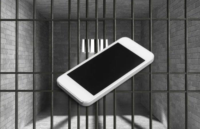 3 Mobile Phones Recovered From Rajouri’s District Jail, Police Lodges FIR