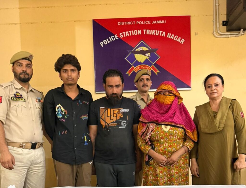 Jammu Police, South Zone Busts Drug Network: Commercial Quantity of Heroin Seized, Husband-Wife Duo Among 3 Arrested