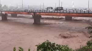 Red alert in J&K, Punjab, Himachal Pradesh, other states; showers expected in next 3 hours