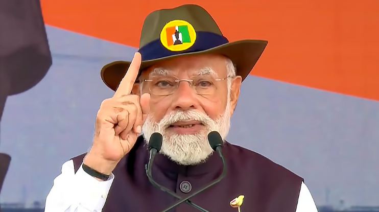 Sardar Patel wanted to unite entire Kashmir with India, Nehru did not allow it: PM Modi