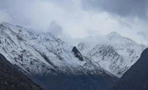 Western Disturbance To Bring Heavy Rain & Snow In J&K From Oct 4–7; MeT Issues Advisory