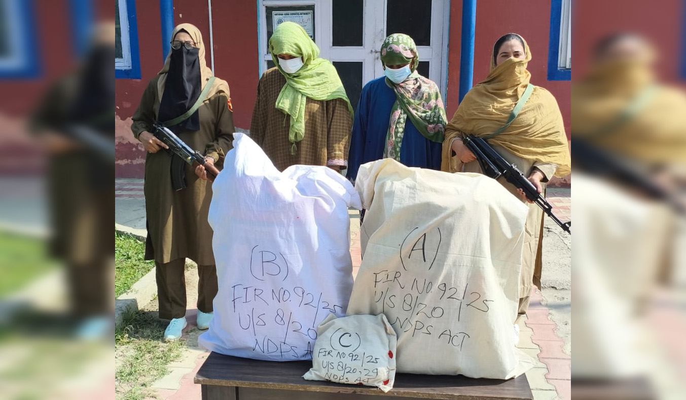 Two Women Drug Peddlers Arrested In Shopian