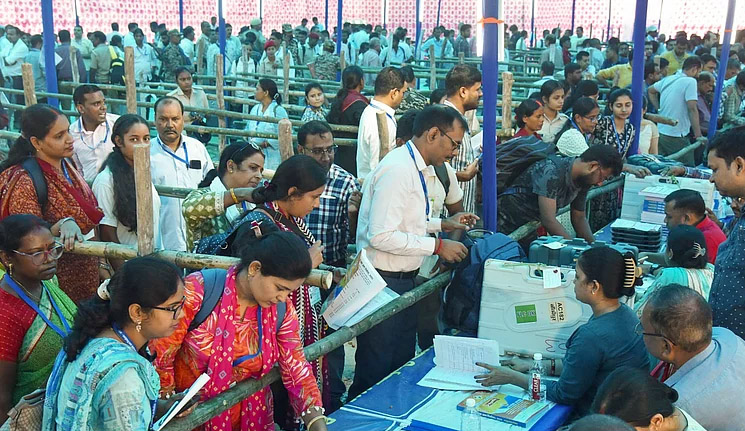 Polling Begins For 121 Seats In First Phase Of Bihar Assembly Elections