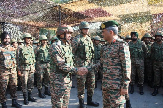 Army’s Western Commander Reviews Preparedness In Jammu-Pathankot Sector