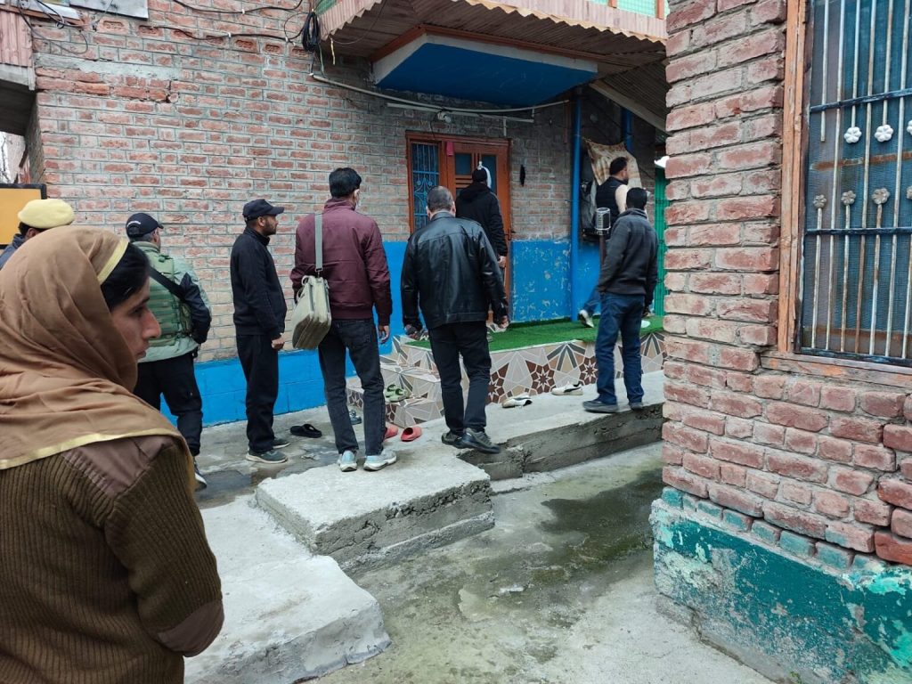 CIK Raids Underway In Srinagar, Shopian, Ganderbal In Fresh Terror Probe